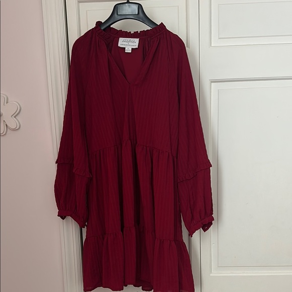 Red V-Neck Long Sleeve Dress - Picture 1 of 5